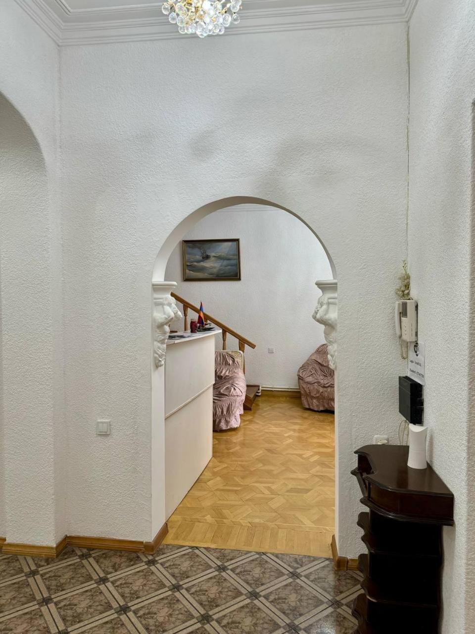 California Hostel エレバン エクステリア 写真